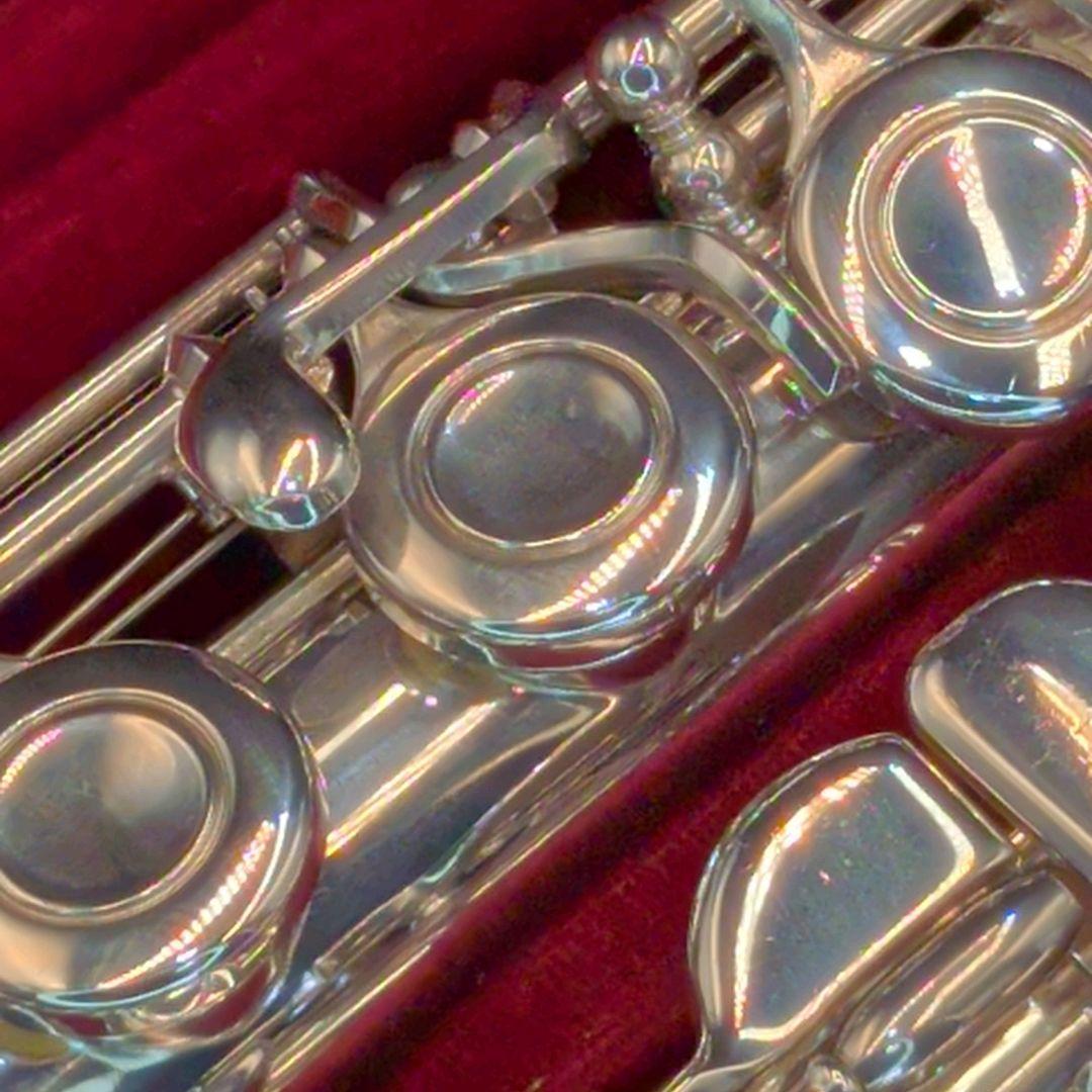 フルート　調整済　ヤマハ　YFL311（頭部管銀製Eメカ仕様銀メッキ仕上げ）