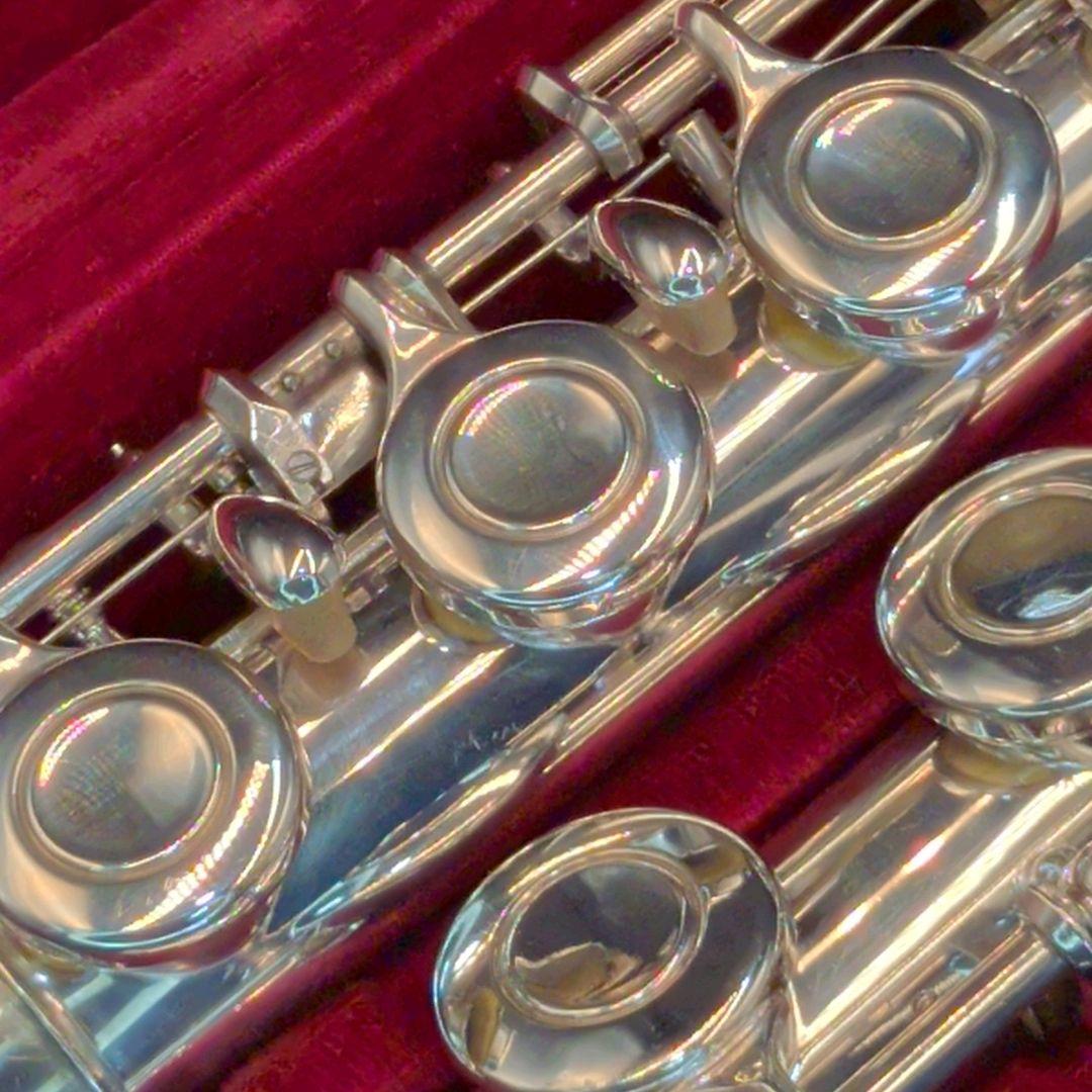 フルート　調整済　ヤマハ　YFL311（頭部管銀製Eメカ仕様銀メッキ仕上げ）