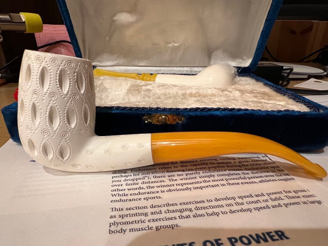 専用です　購入不可　メシャム　パイプ　２本　ケース付き