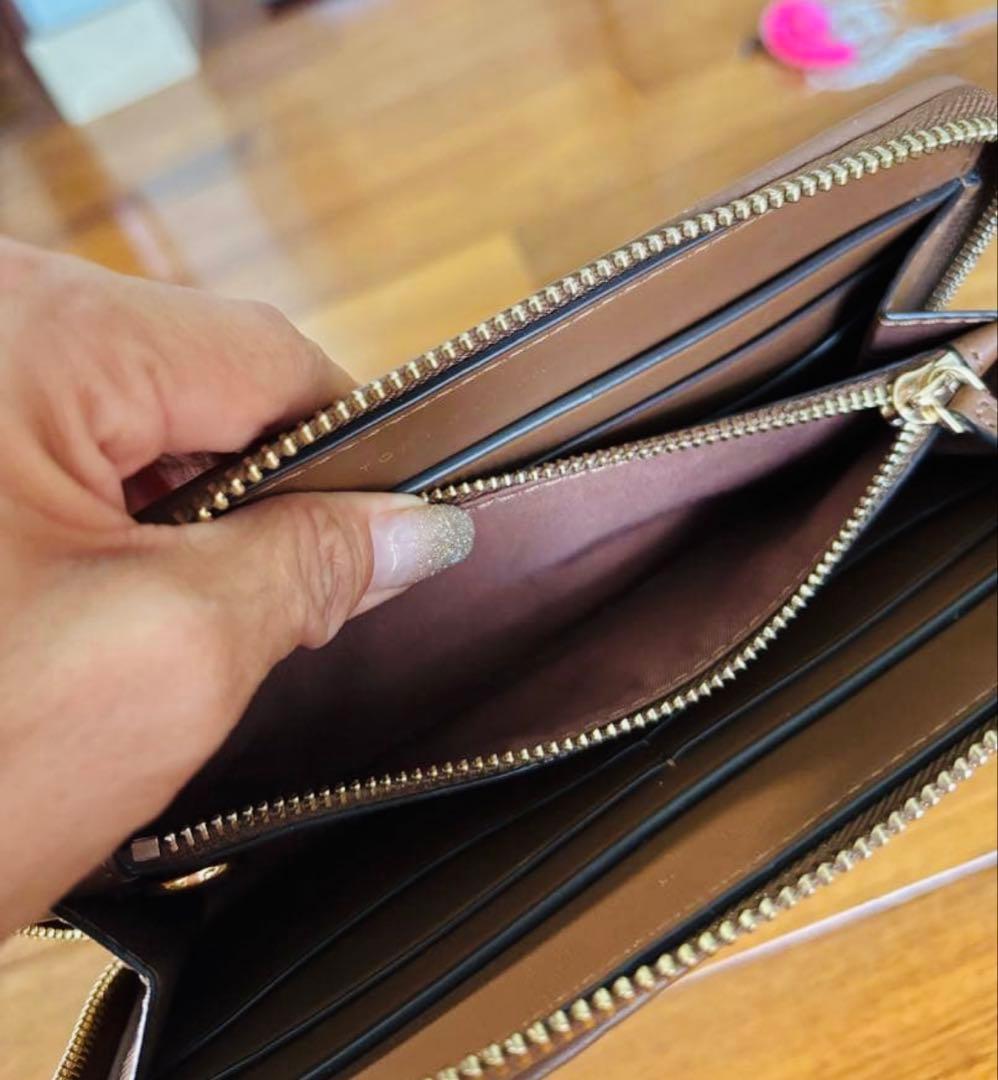Tory Burch ブラウン 長財布