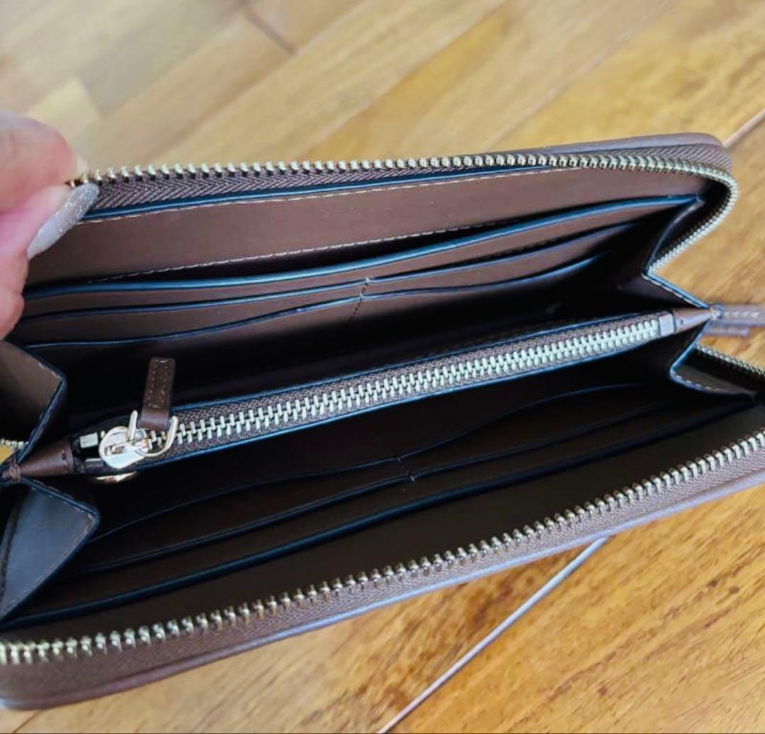 Tory Burch ブラウン 長財布