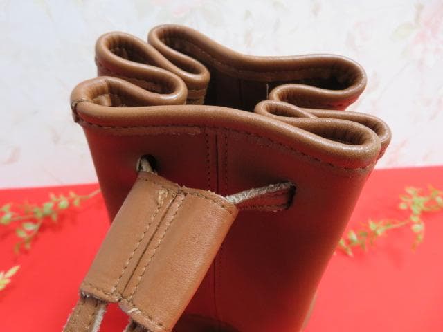 た*ー様 （8ee1558）COACH　レザー　巾着ショルダーバッグ　オールドコ