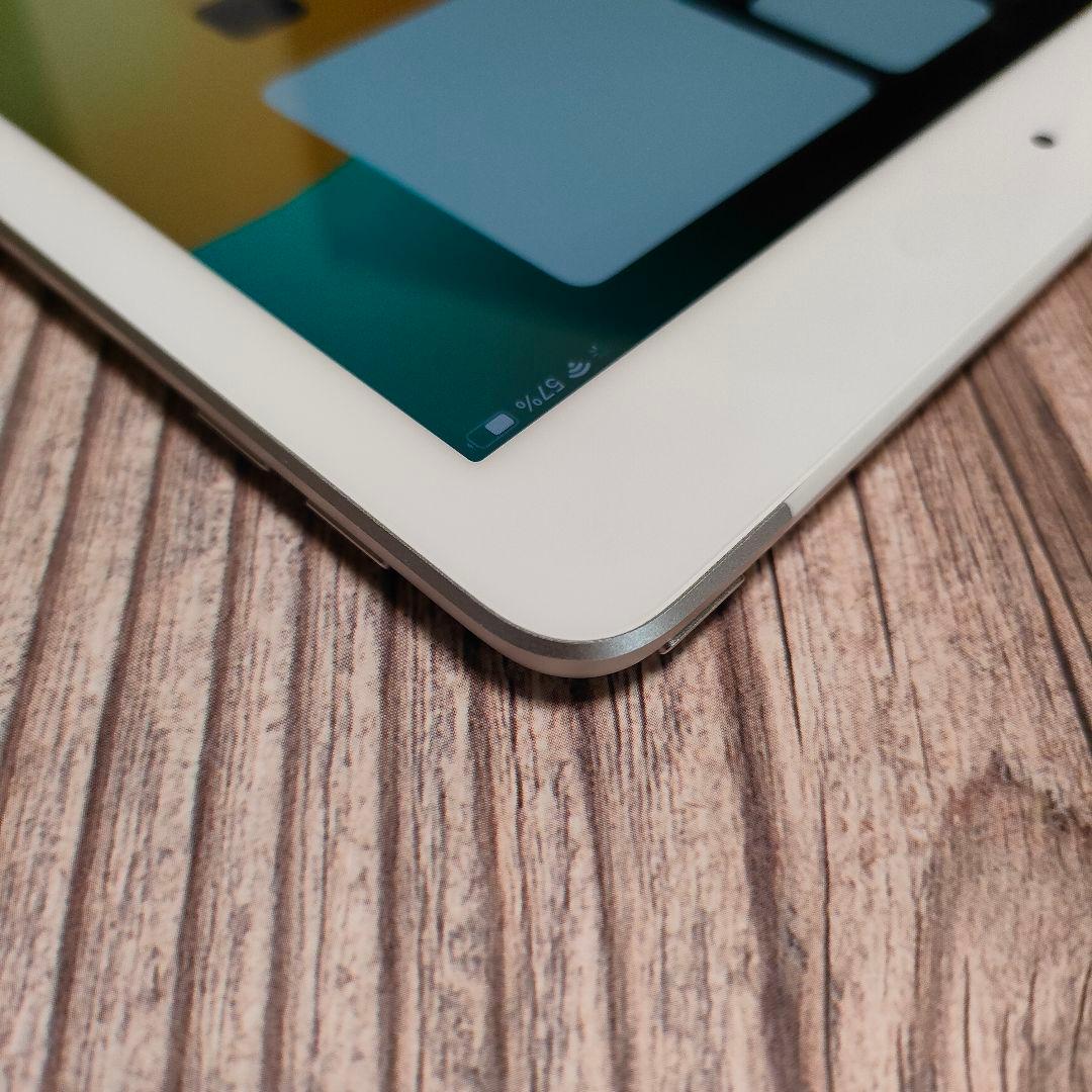 iPad 第6世代 32GB SIMフリー 美品