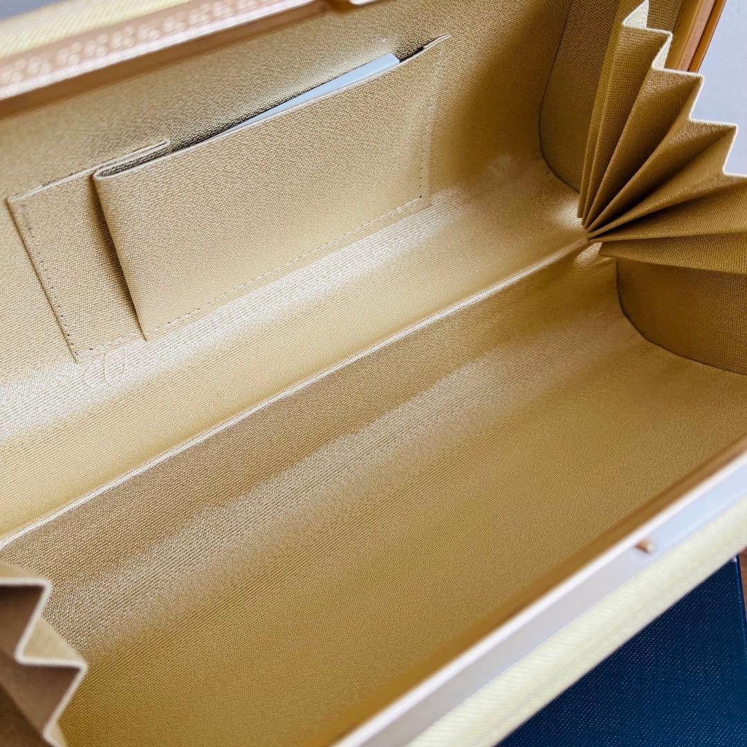 【未使用品】礼装用草履バッグ　結婚式　黒留袖 フォーマル　Mサイズ