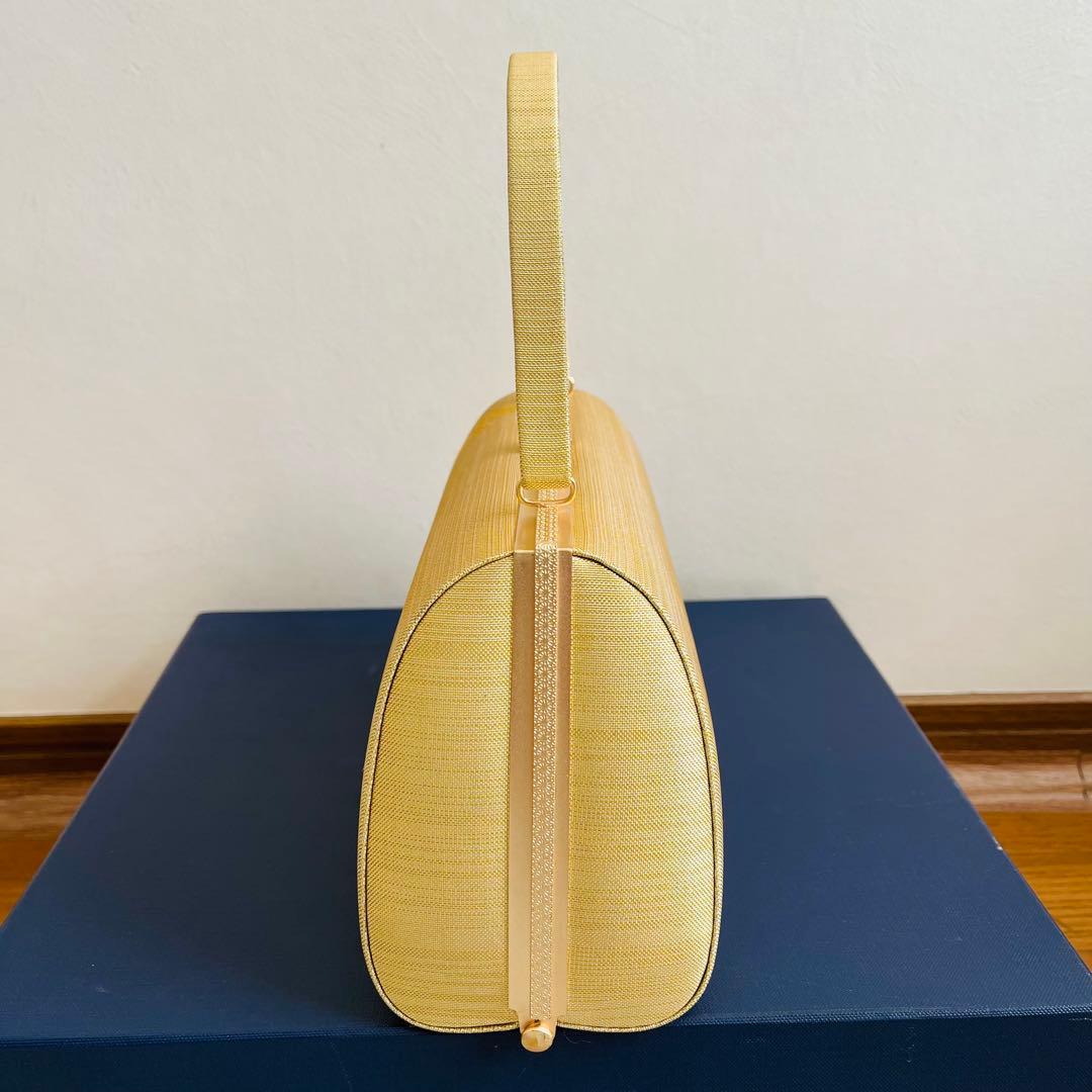 【未使用品】礼装用草履バッグ　結婚式　黒留袖 フォーマル　Mサイズ