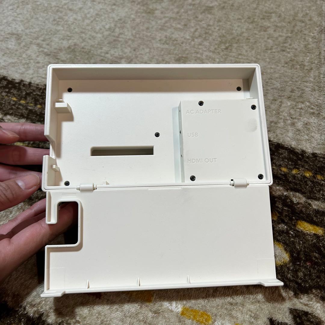 Nintendo Switch 本体　あつまれどうぶつの森デザイン