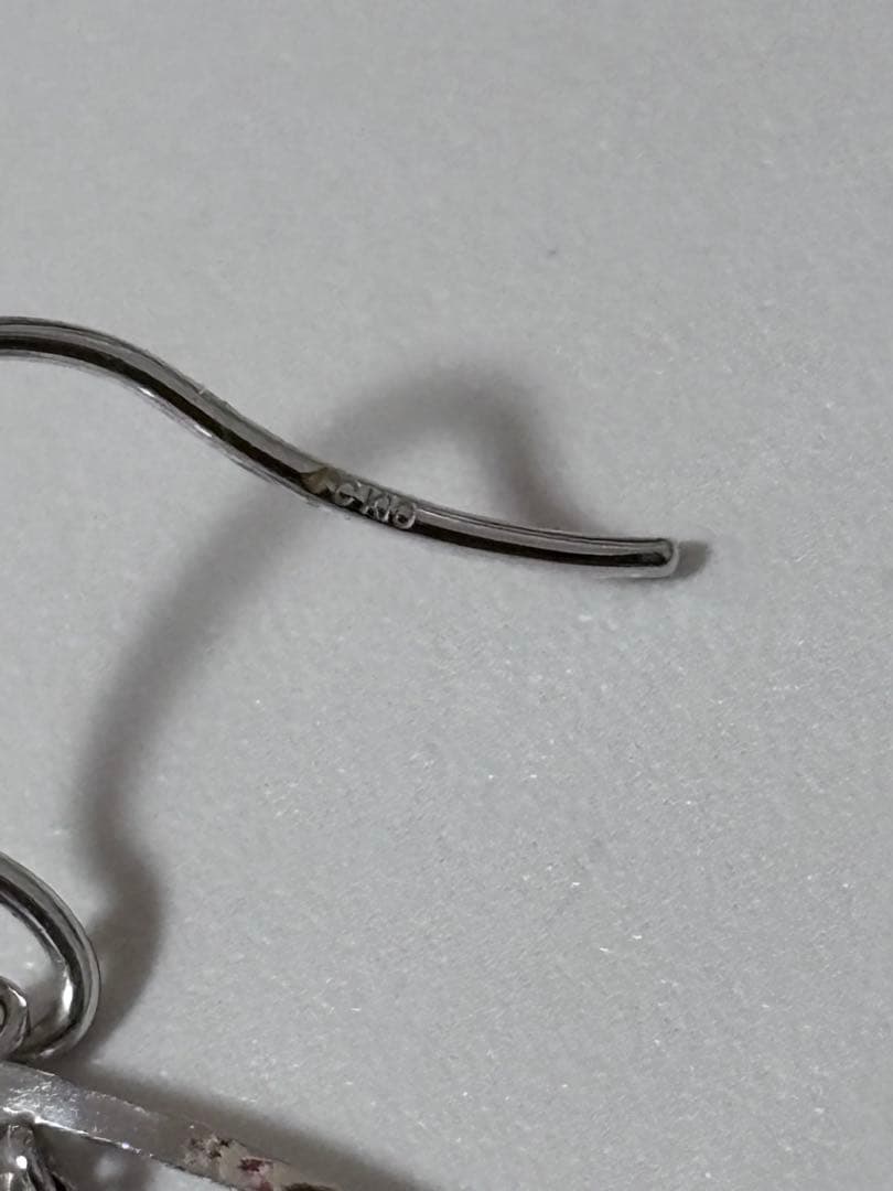 4℃ ヨンドシー　K10ホワイトゴールド ピアス ダブルドロップ　雫　しずく