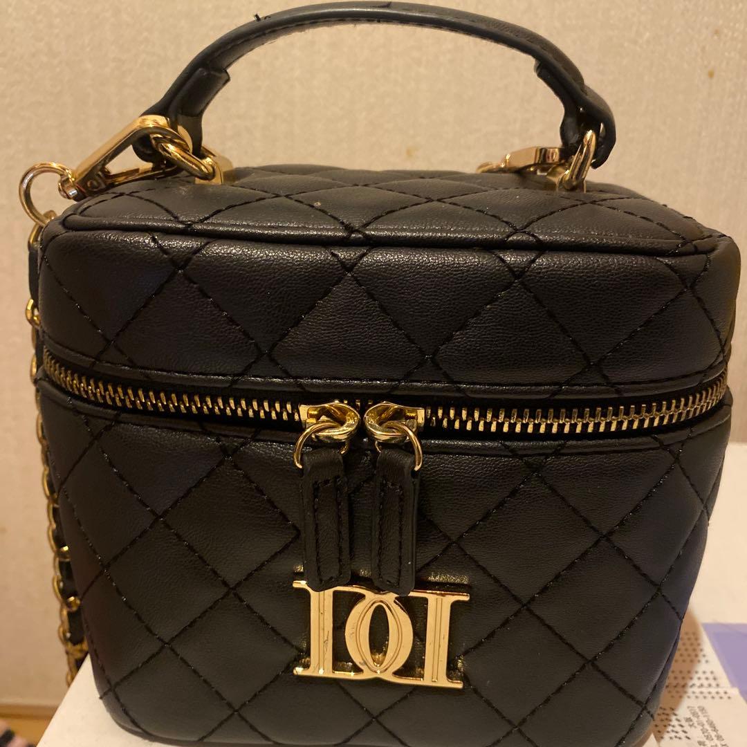 Darichキルティング ショルダーバッグ ブラック