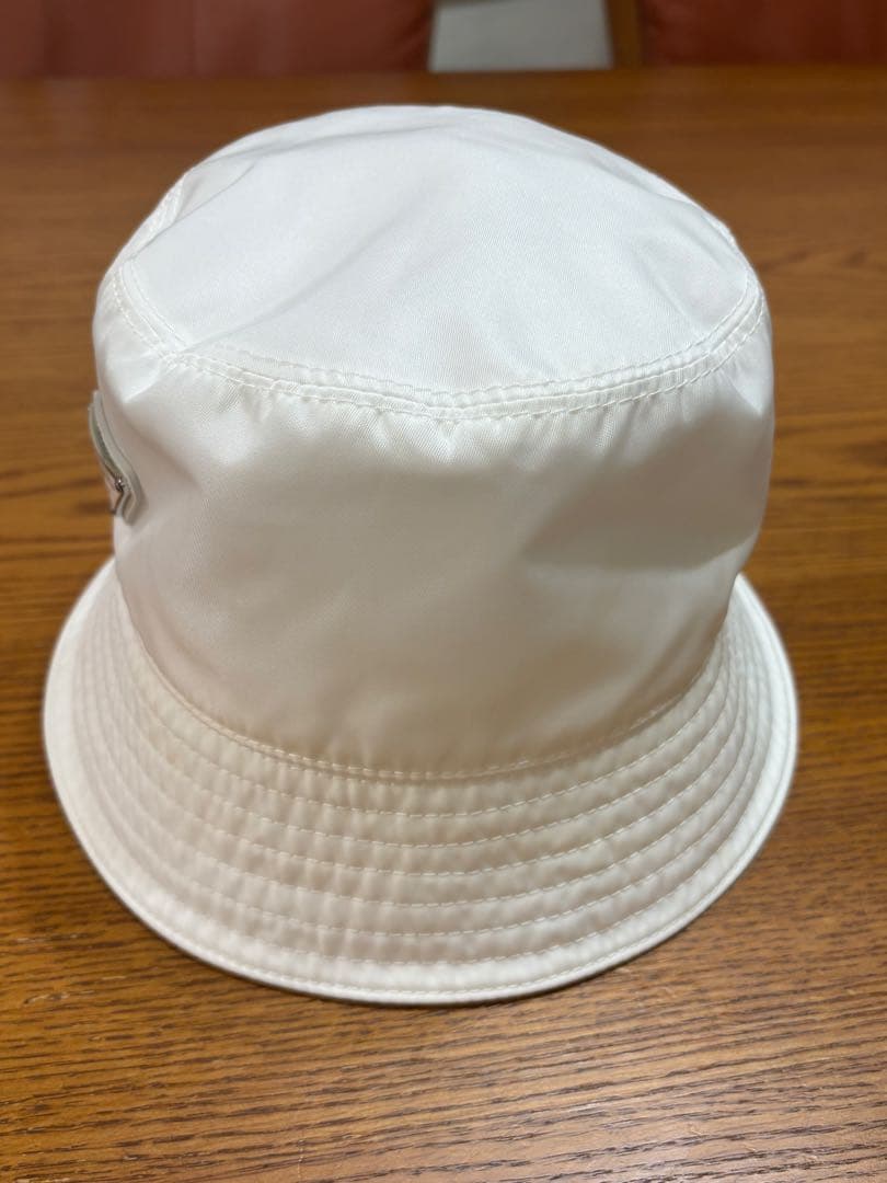 希少！PRADA ホワイト バケットハット　M