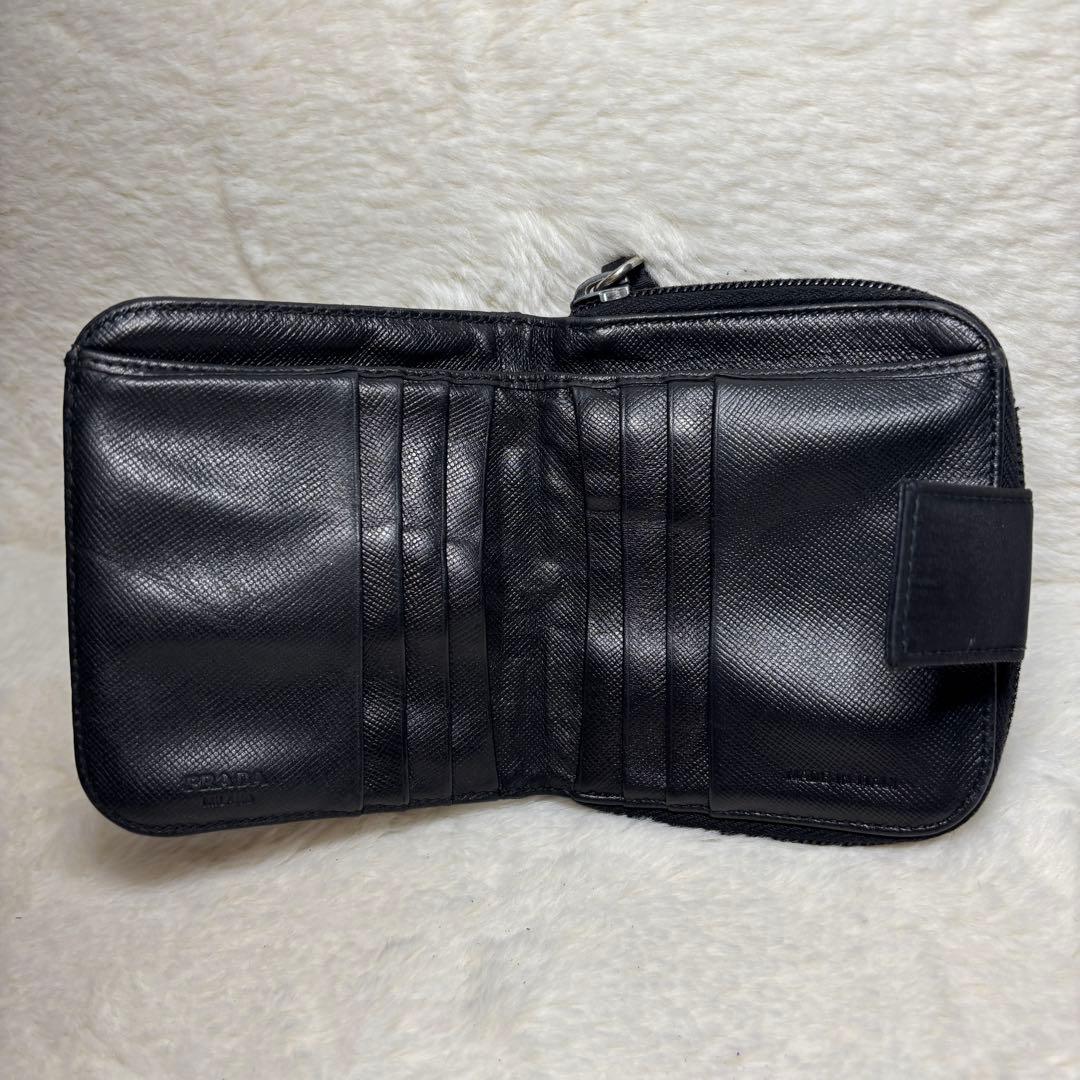 ◆美品◆良品◆PRADA ブラックナイロン 二つ折り財布　三角ロゴ