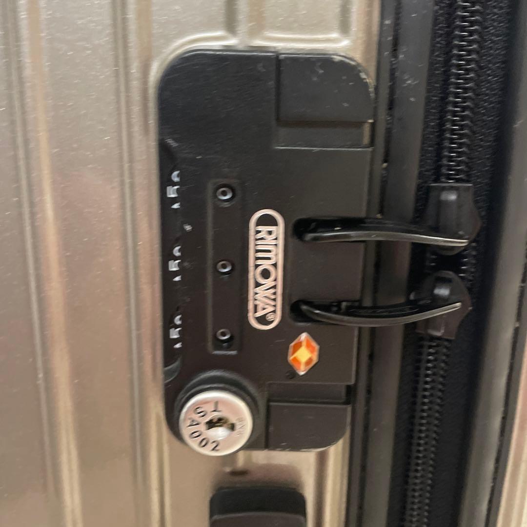 Harry ‼️RIMOWA サルサ63L2輪　廃盤
