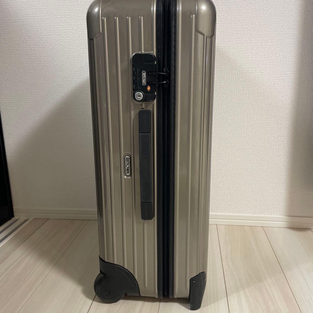 Harry ‼️RIMOWA サルサ63L2輪　廃盤