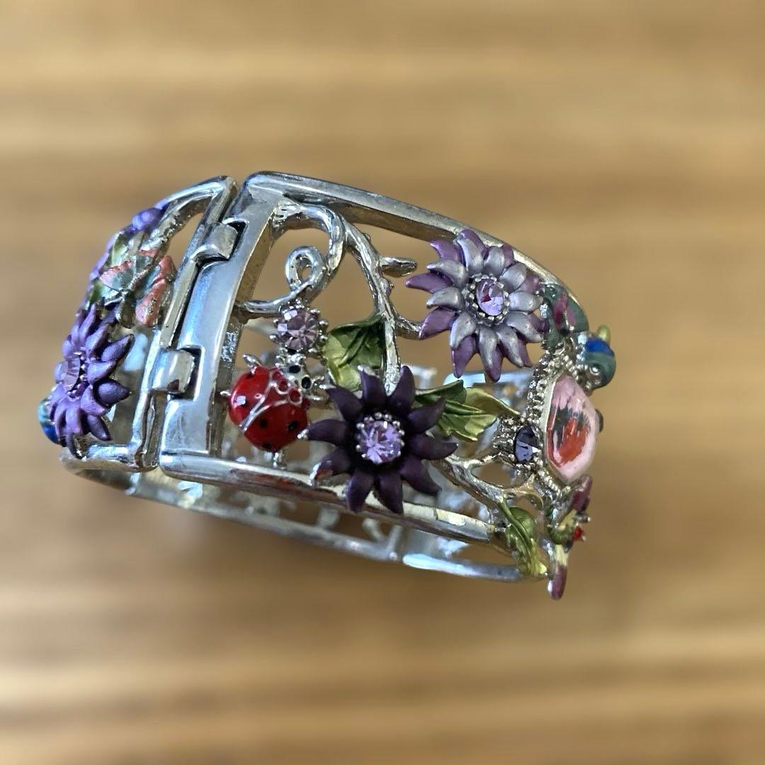 ブレスレットゴージャス美品！