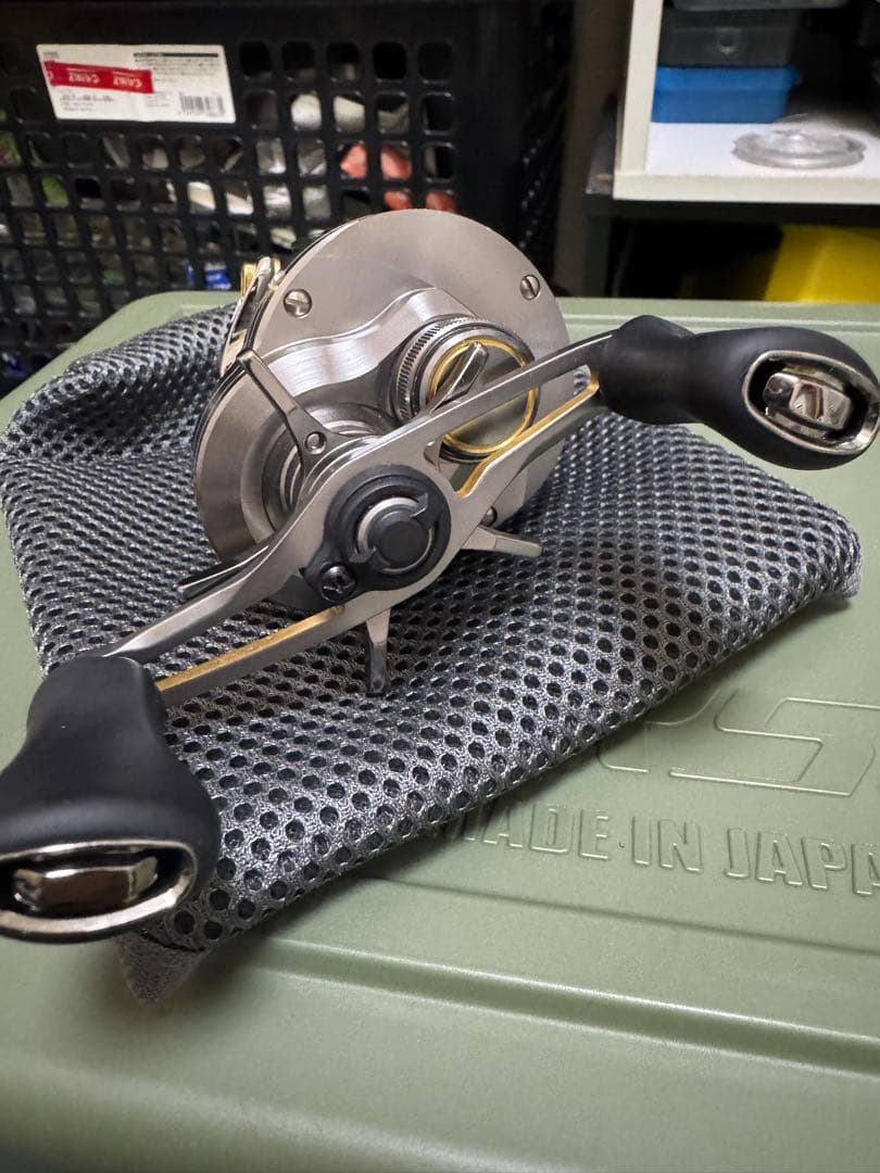 SHIMANO CALCUTTA CONQUEST BFS XG ＬＥＦＴ