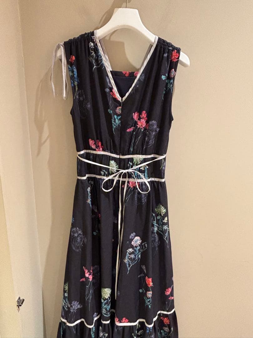 フラワードロストディティールワンピース SWFO254120