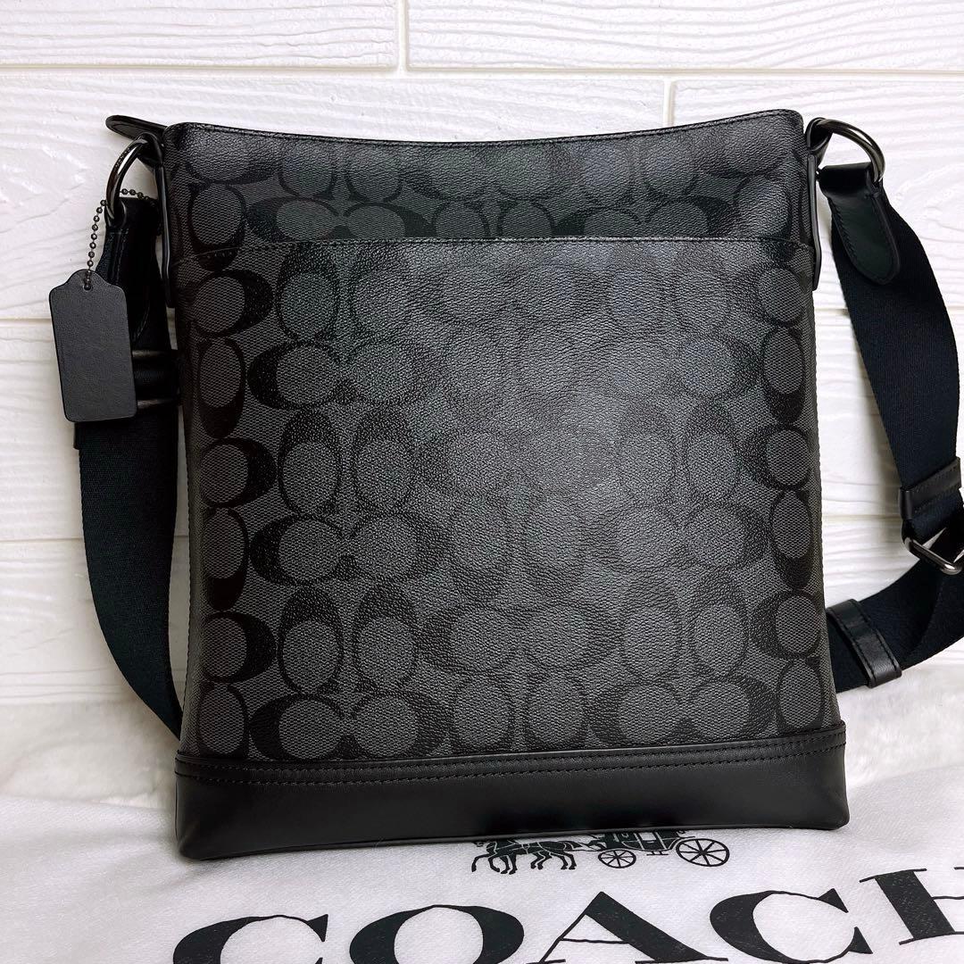 未使用級☆COACHコーチ ショルダーバッグ ブラック レザーメンズ ビジネス