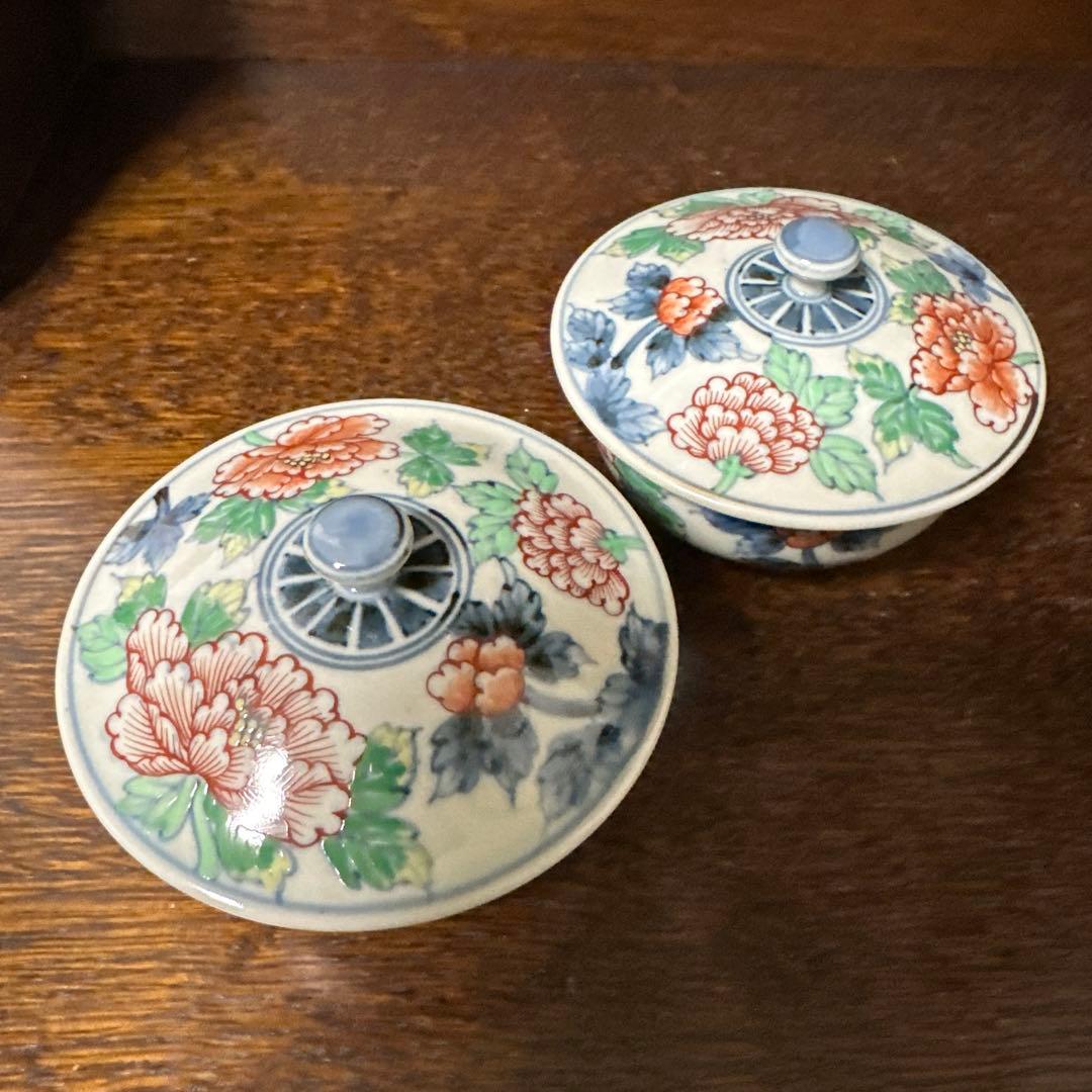 未使用. 佐藤走波. 六代、染錦、芍薬花柄三昧、蓋つき茶碗、小鉢、2客