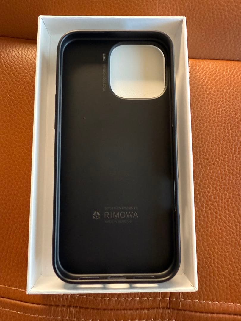 RIMOWA iPhone 16 Pro MAX ケース ブラック【未使用】