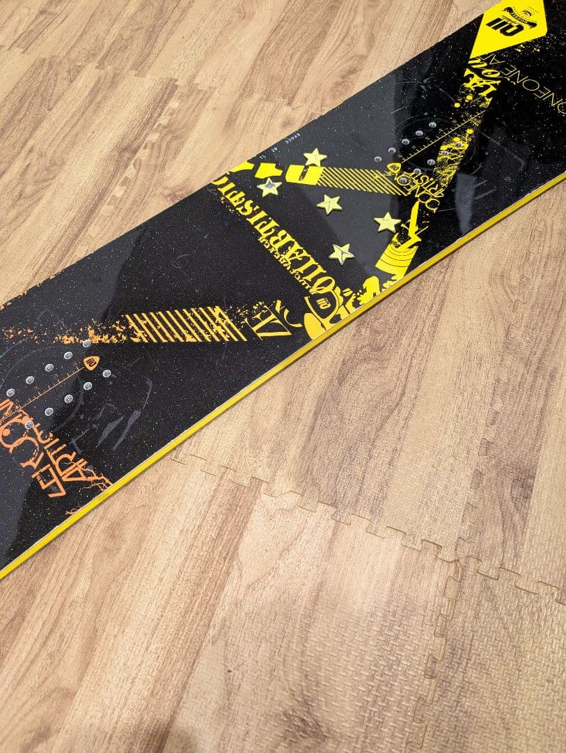 絶対的グラトリボード　011Artistic　ダブル　138cm