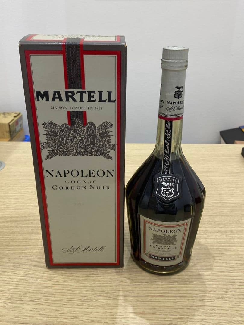 【未開栓】マーテル ナポレオン コルドンノワール コニャック 700ml 40%