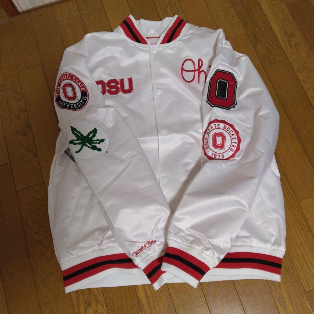 新品　 NCAA　アメフトスタジャン　刺繍ロゴ　バックアイズ 　ゆったり　XL