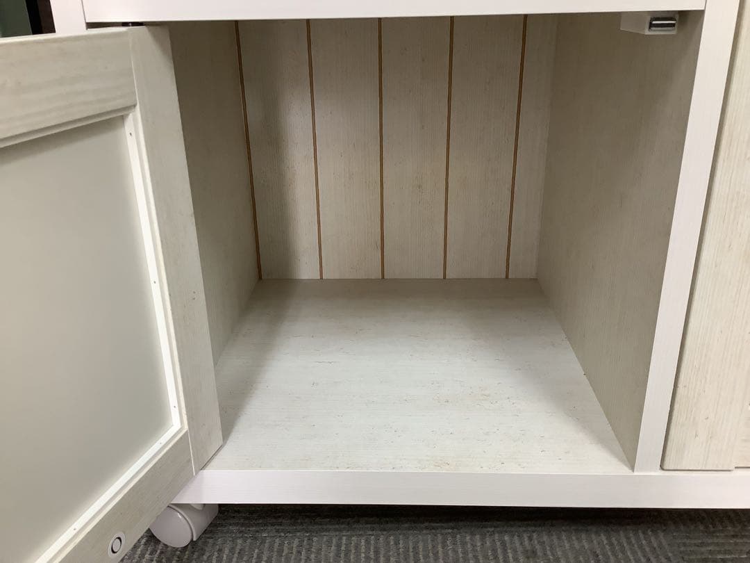 ニトリ　カウンターワゴン　(リズバレー)