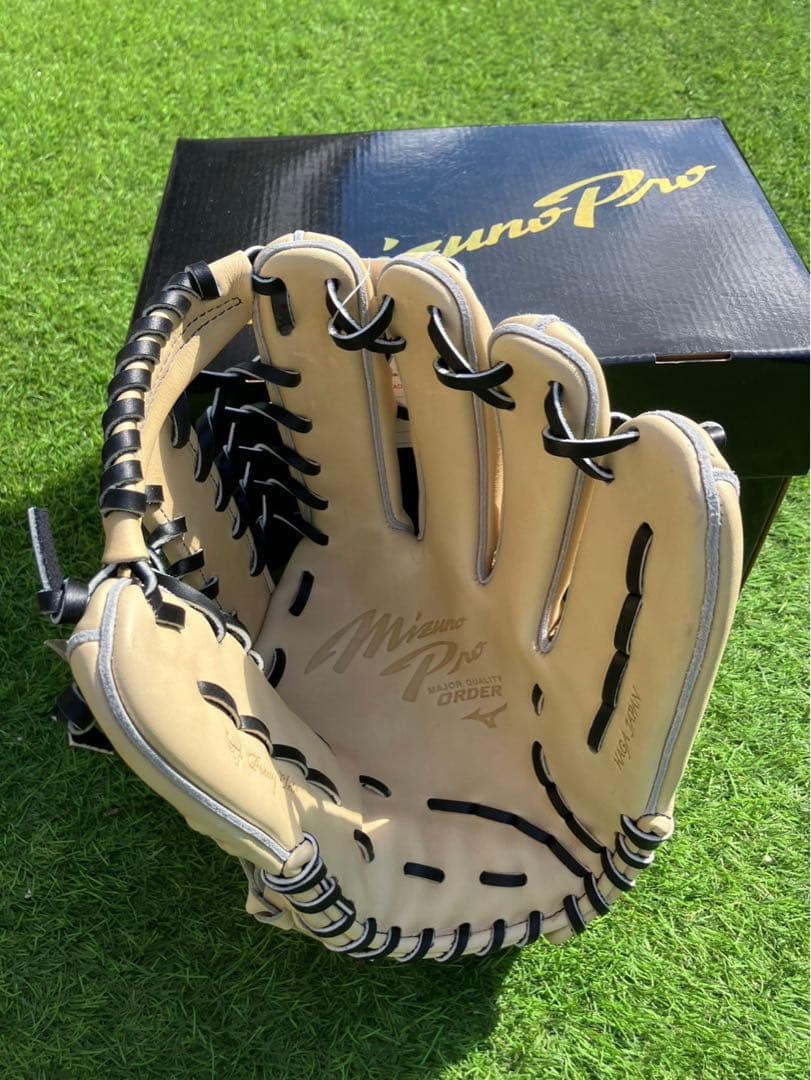 ミズノプロ　硬式　オーダー　HAGA　イチロー　外野　定価71,500円　グラブ