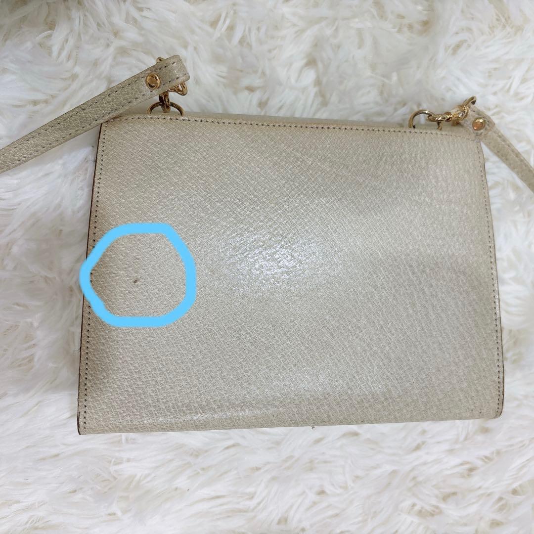 ヴァレンチノ・ガラヴァーニ　ブラウンレザーショルダーバッグ