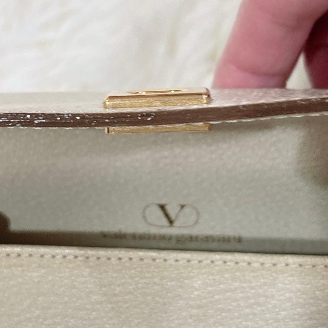 ヴァレンチノ・ガラヴァーニ　ブラウンレザーショルダーバッグ