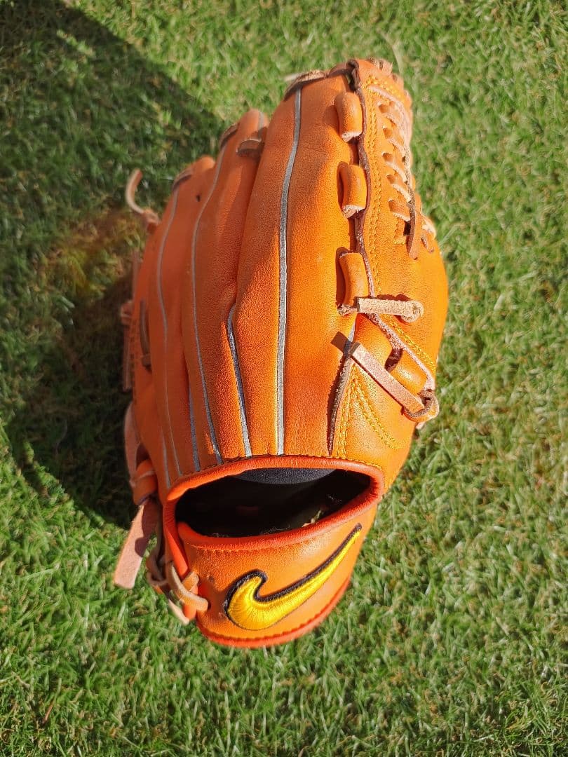 NIKE 軟式用　右投用　DIAMOND READY　CLIPPER Ⅱ