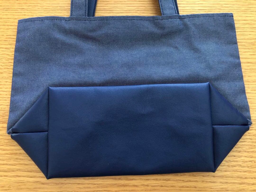 ファミリアトートバッグ