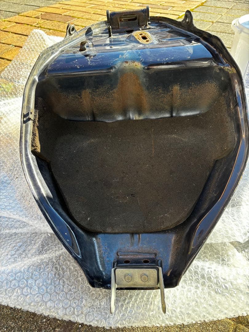FZR250R 3LN ガソリンタンク