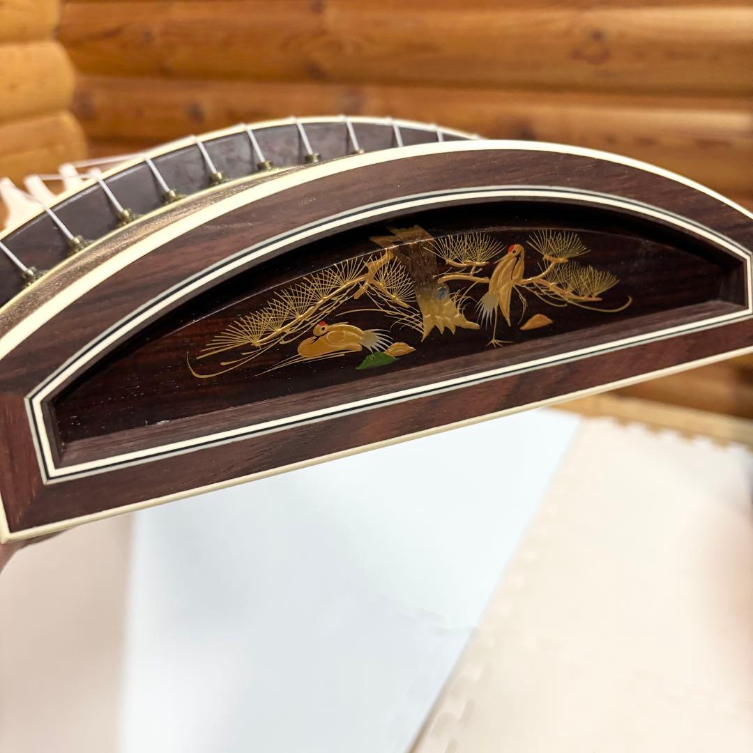 琴 十三弦 金蒔絵 並甲 すだれ彫り 13弦 和楽器