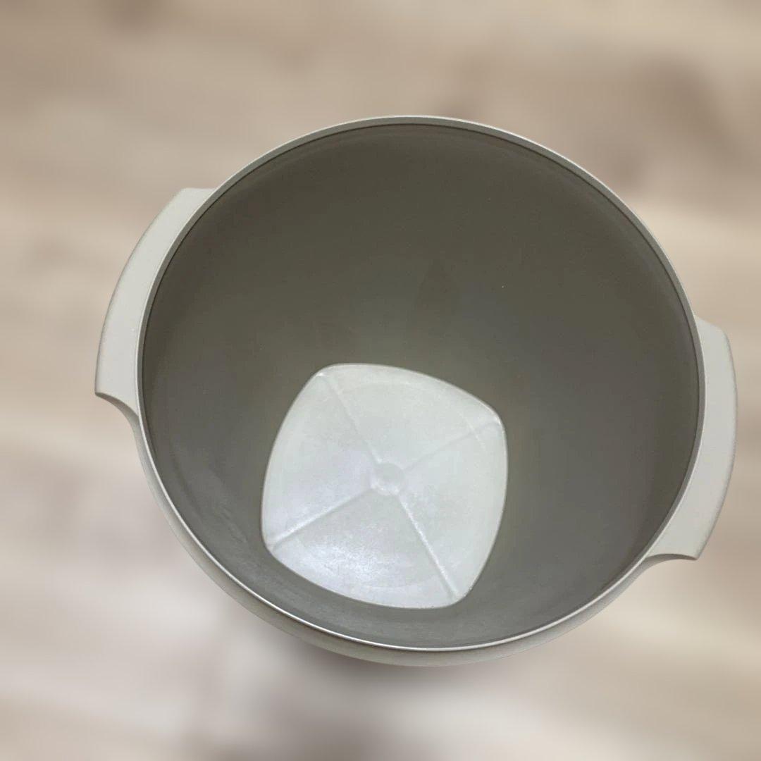 タッパーウェア　マキシクイーンデコレーター2個セット