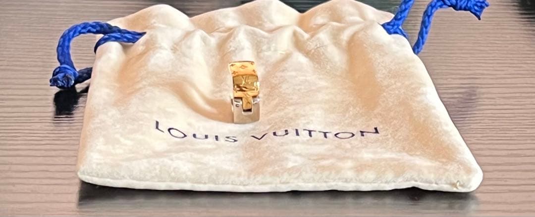 LOUIS VUITTON ルイ・ヴィトン ブックレドレイユ・ナノグラム