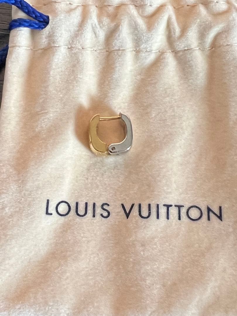 LOUIS VUITTON ルイ・ヴィトン ブックレドレイユ・ナノグラム