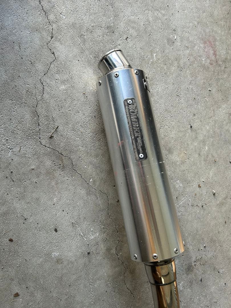 エイプボンバーマフラー