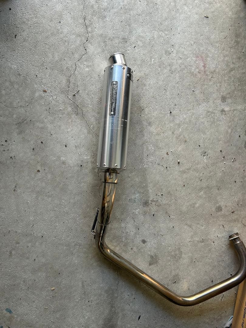 エイプボンバーマフラー