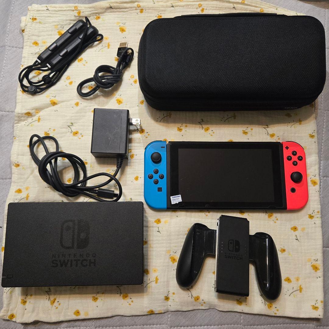 【美品】【おまけ付き】Nintendo Switch 本体