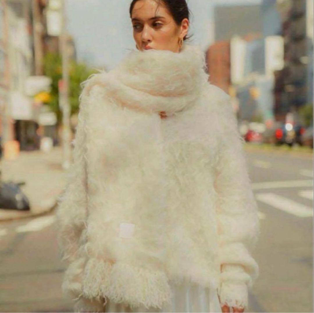 【最終値下げ】Pigalle shaggy muffler the toe