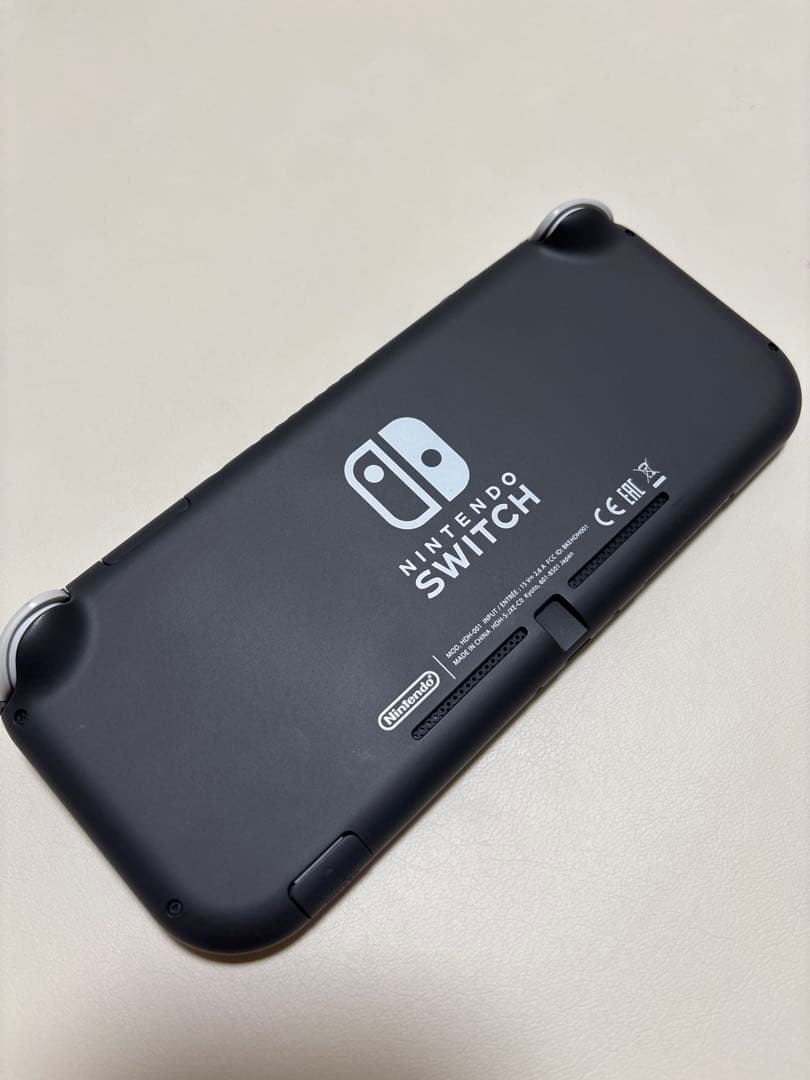 ヨ*ウ様 Nintendo Switch Lite 本体、充電器、箱、カバー、ケ