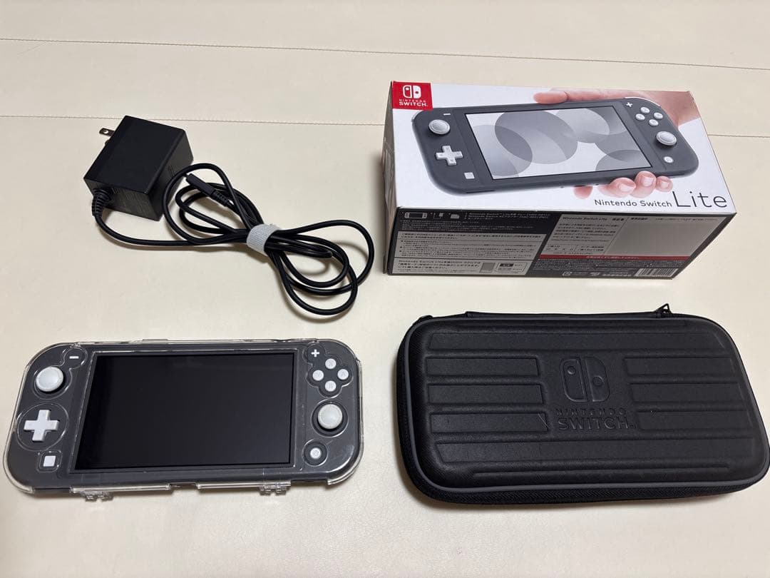 ヨ*ウ様 Nintendo Switch Lite 本体、充電器、箱、カバー、ケ