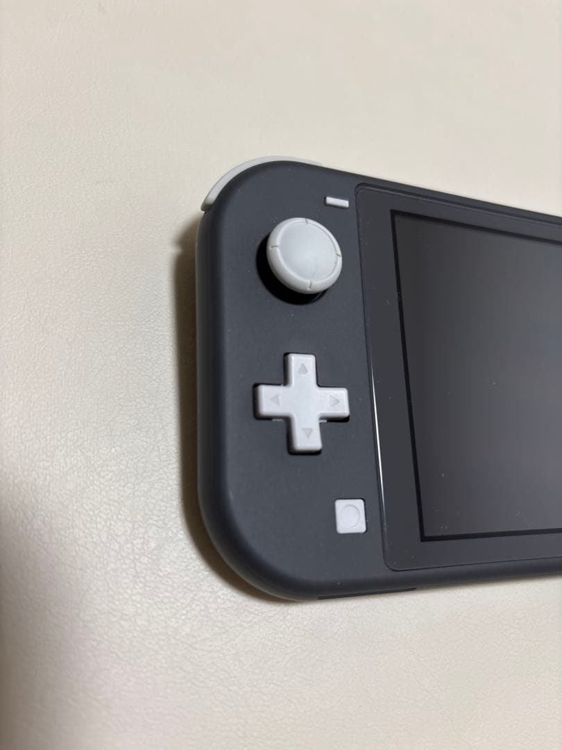 ヨ*ウ様 Nintendo Switch Lite 本体、充電器、箱、カバー、ケ