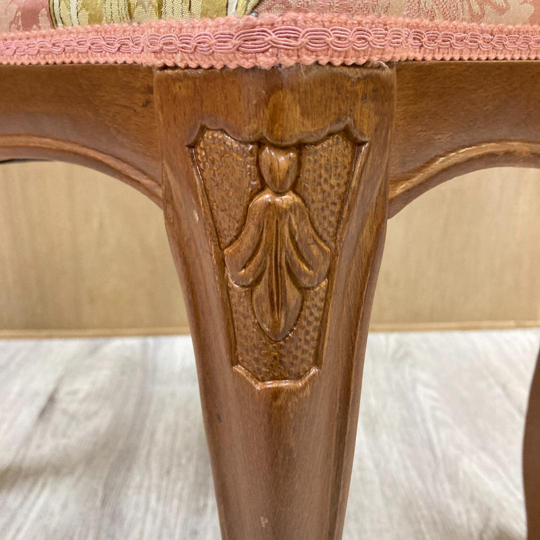 イタリア 　猫脚　スツール　オットマン　クラシック 　B