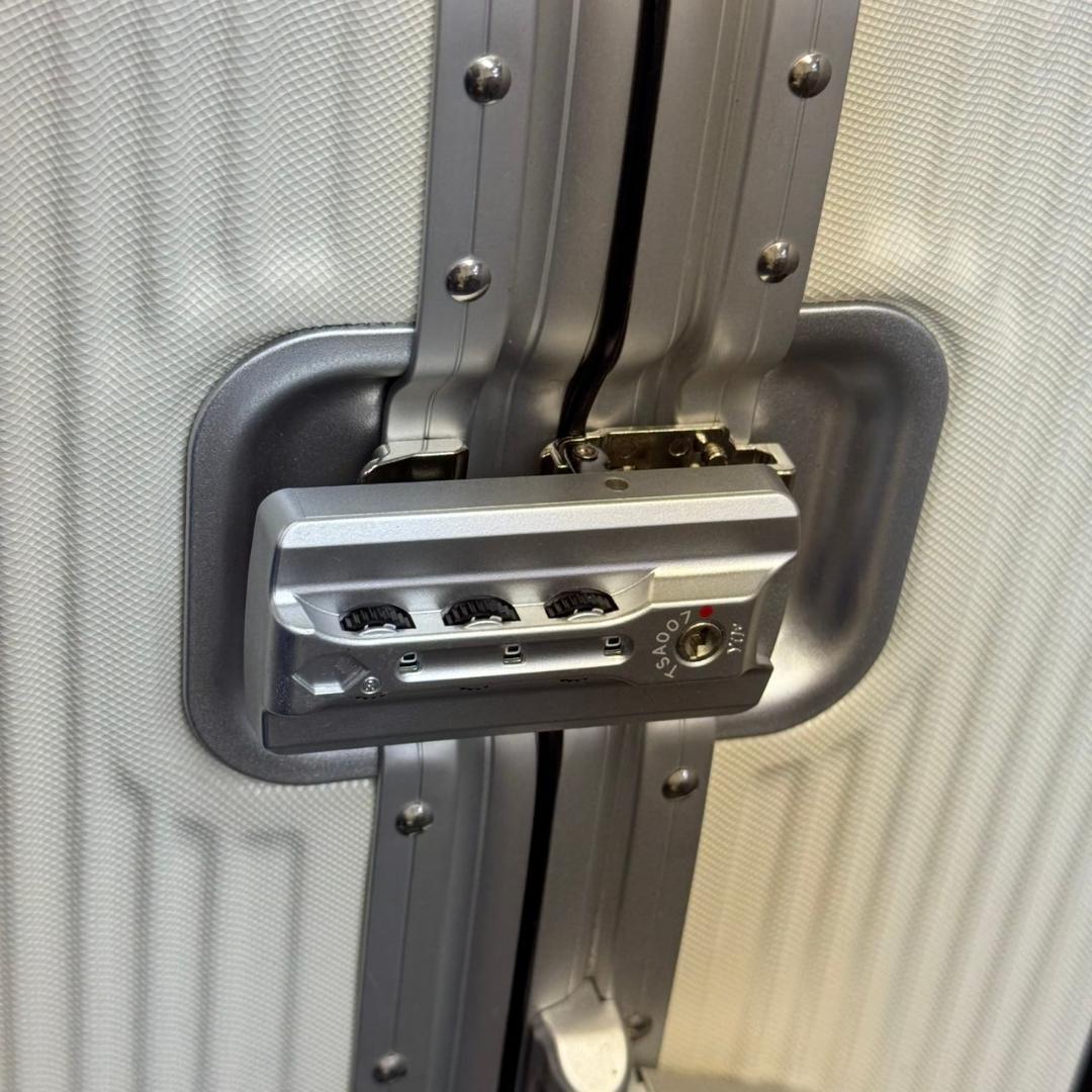 ☆スイスミリタリー プレミアム Cタイプ 64L SM-C624 スーツケース