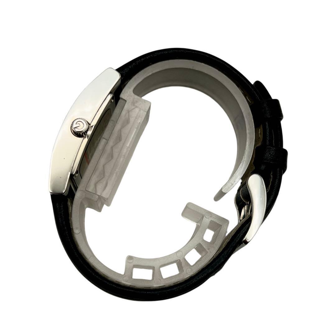 専用GUCCI スクエア デイト ブラック文字盤 メンズ 腕時計 1307