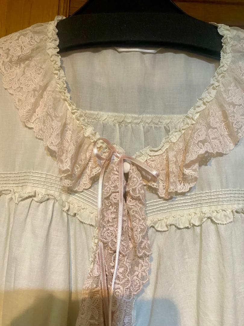 ピンクハウス．ローズレースセットアップ