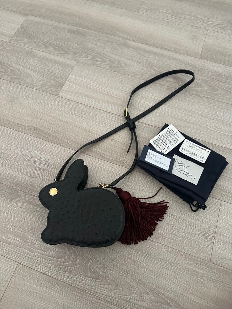 美品 hillier bartley うさぎ ショルダー バッグ オーストリッチ