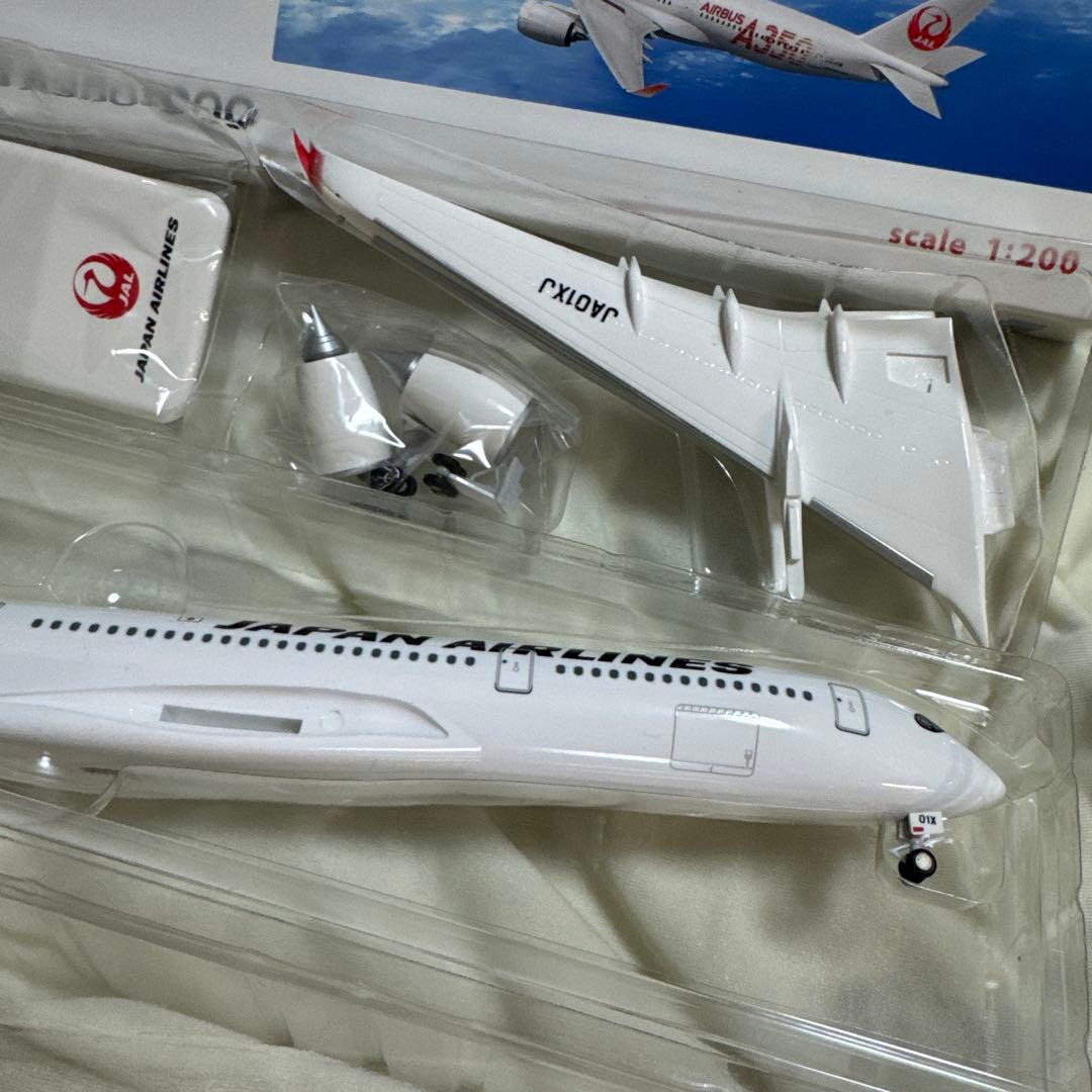 JAL Airbus A350 1/200 モデル