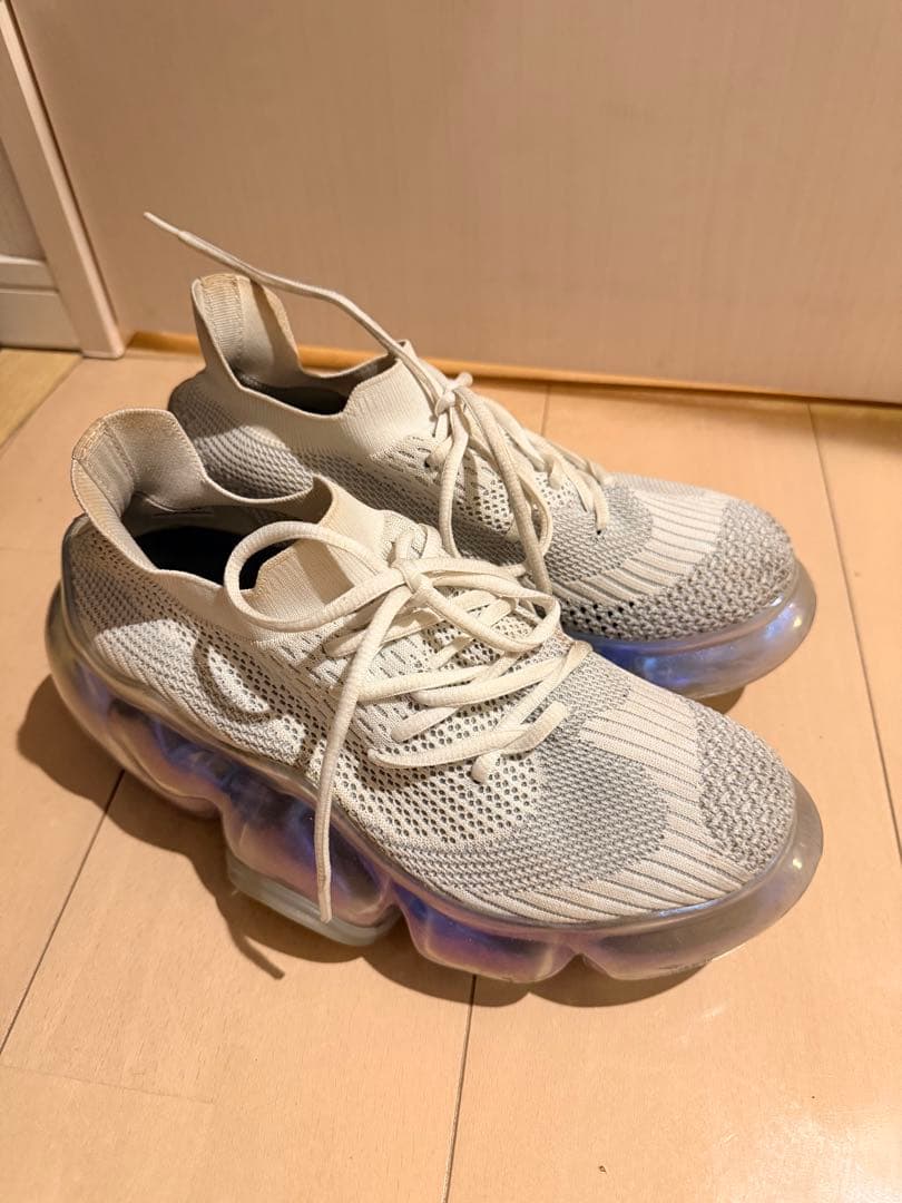 N*様 Grounds ホワイト メッシュスニーカー